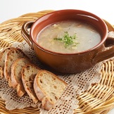 onion soupe. Photo: Tomo Jeseničnik